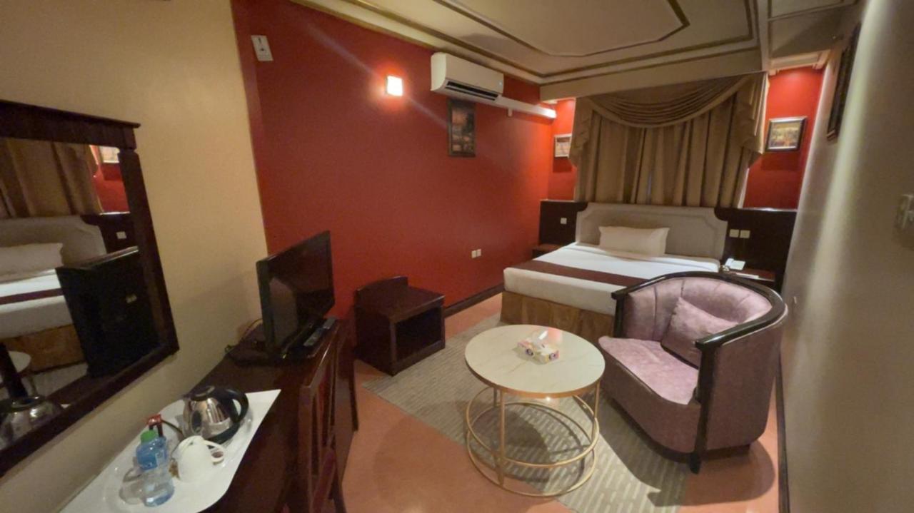 Al Mansour Grand Hotel Hafar Al-Batin Exterior photo