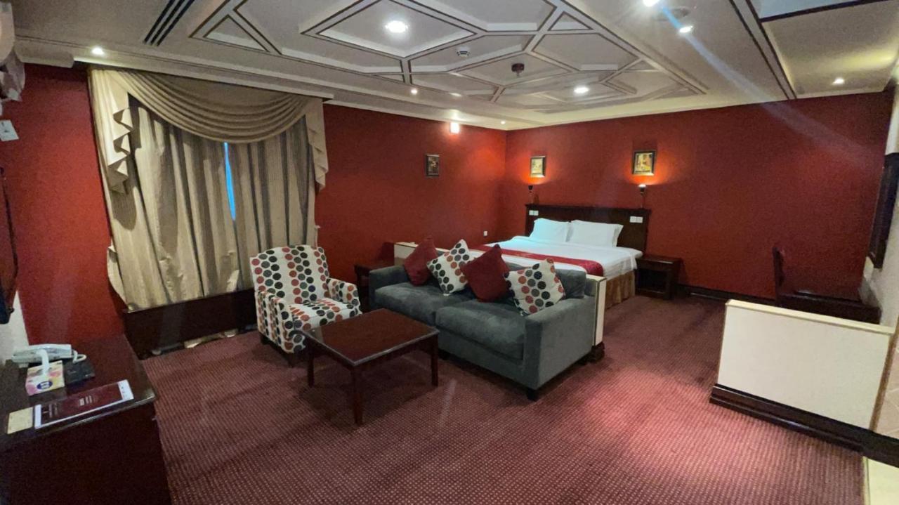 Al Mansour Grand Hotel Hafar Al-Batin Exterior photo